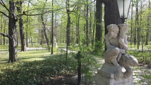 A statue in Łazienki Park