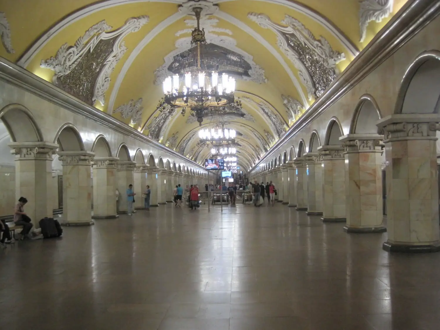 Underground Palaces The Moscow Metro