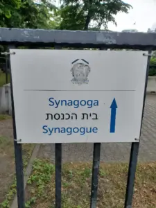 A Visit to Nożyk Synagogue in Warsaw